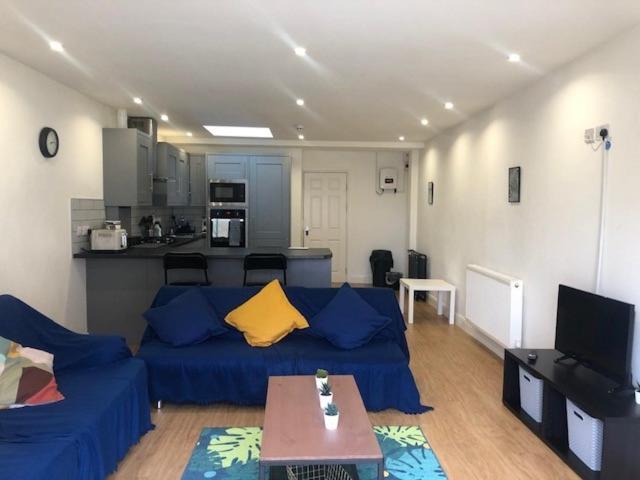 Short Term Lets From £15 Per Person Per Night Διαμέρισμα Μπρίστολ Εξωτερικό φωτογραφία