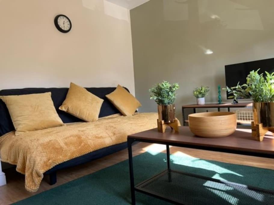 Short Term Lets From £15 Per Person Per Night Διαμέρισμα Μπρίστολ Εξωτερικό φωτογραφία